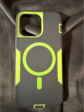 15 pro max Rugged Phone Case in grey and Neon Green